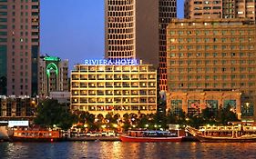 Riviera Hotel